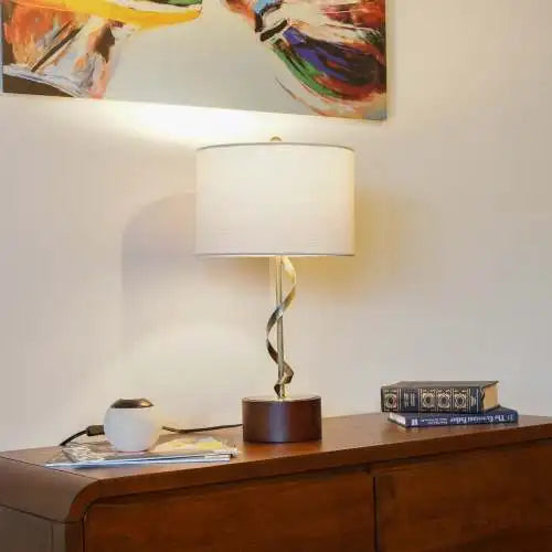 Metal desk lamp 110V